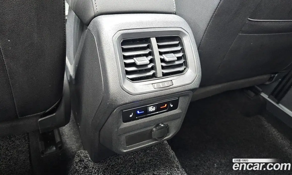 Volkswagen Tiguan 2023 2.0 автомат (гидро), фото 23 Volkswagen Tiguan 2023 2.0 автомат (гидро), фото 23
