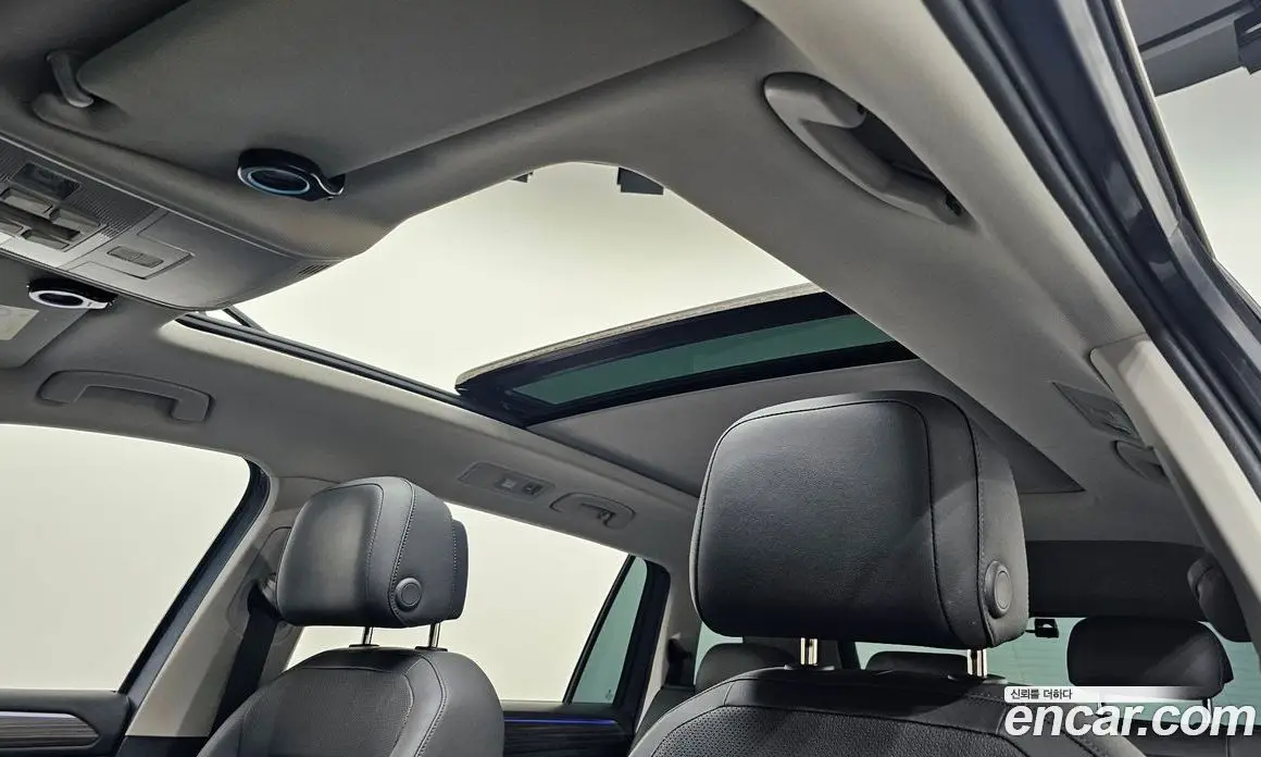 Volkswagen Tiguan 2023 2.0 автомат (гидро), фото 25 Volkswagen Tiguan 2023 2.0 автомат (гидро), фото 25