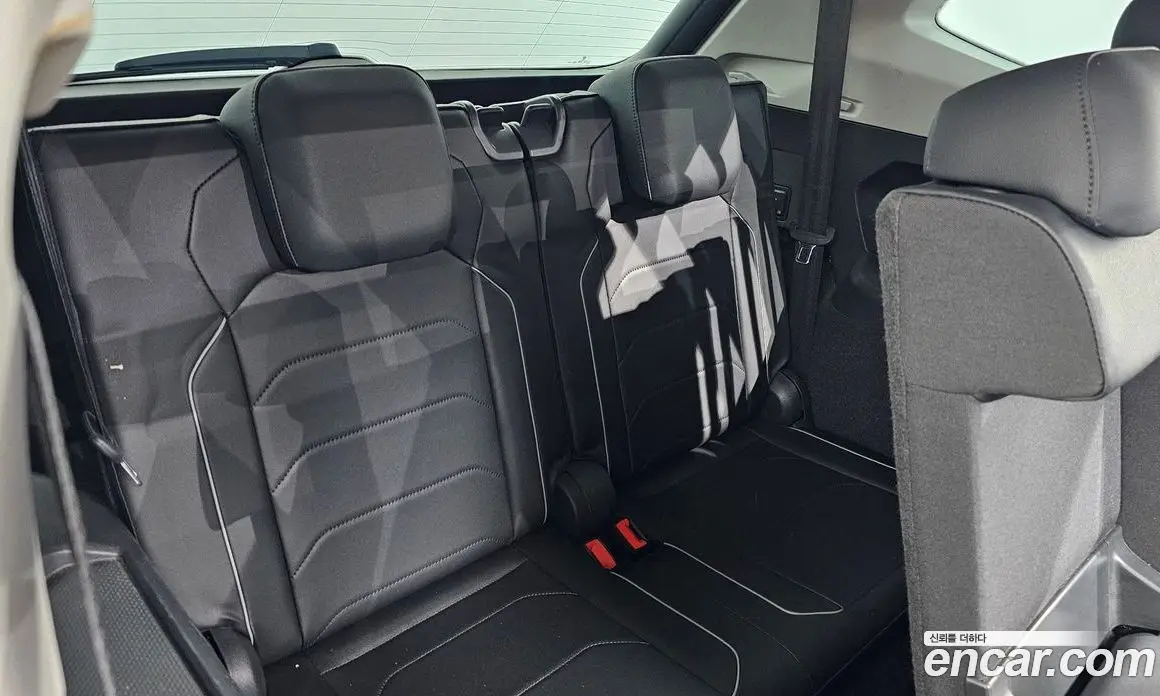 Volkswagen Tiguan 2023 2.0 автомат (гидро), фото 29 Volkswagen Tiguan 2023 2.0 автомат (гидро), фото 29