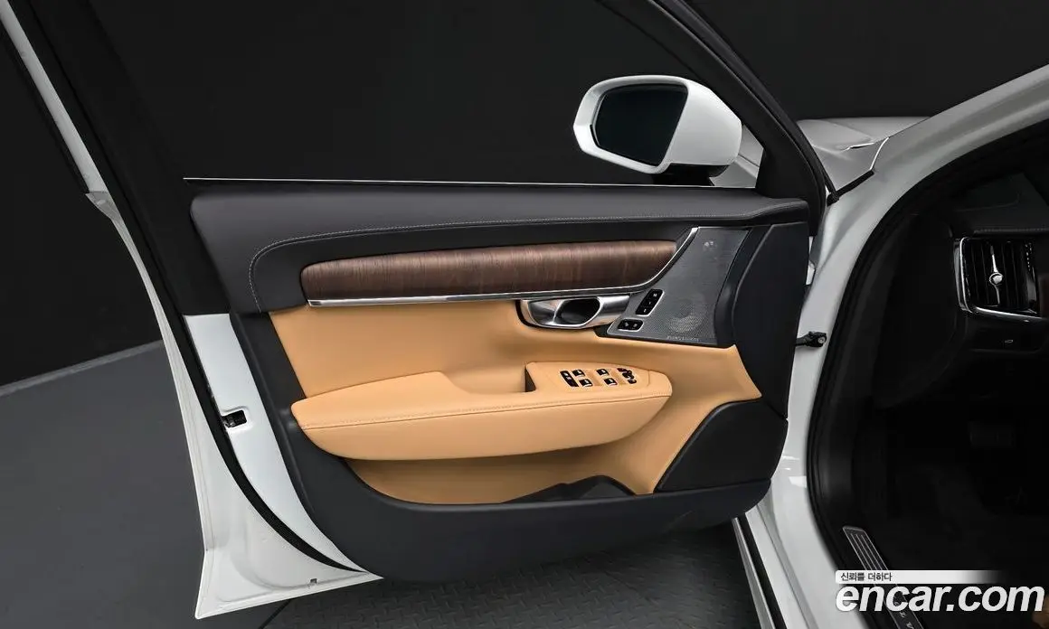 Volvo S90 2023 2.0 автомат (гидро), фото 13 Volvo S90 2023 2.0 автомат (гидро), фото 13