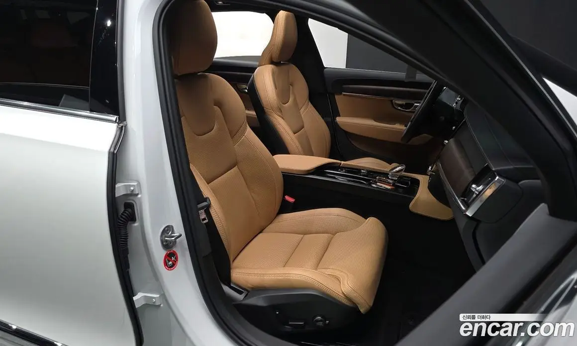 Volvo S90 2023 2.0 автомат (гидро), фото 15 Volvo S90 2023 2.0 автомат (гидро), фото 15