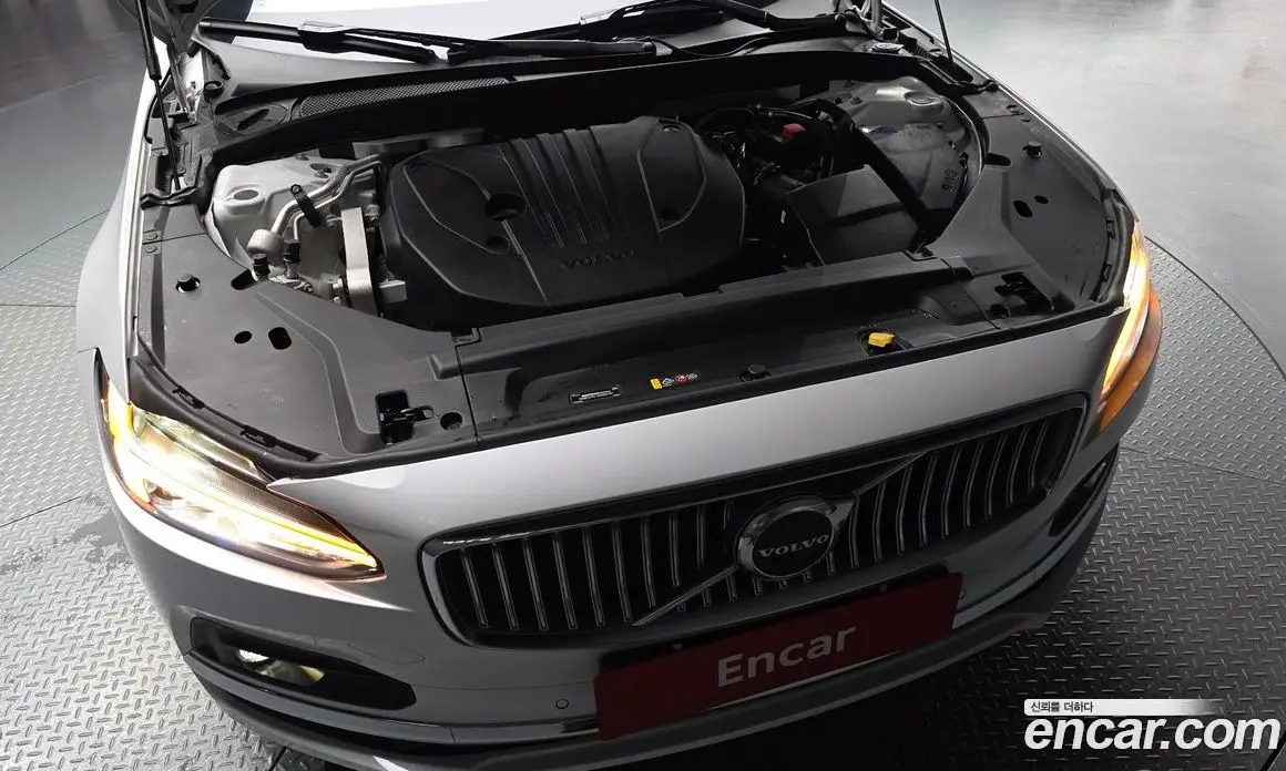 Volvo S90 2023 2.0 автомат (гидро), фото 5 Volvo S90 2023 2.0 автомат (гидро), фото 5