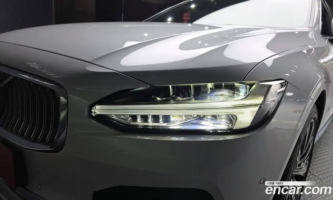 Volvo S90 2023 2.0 автомат (гидро), фото 7 Volvo S90 2023 2.0 автомат (гидро), фото 7