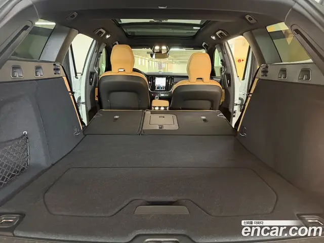 Volvo V60 2025 2.0 автомат (гидро), миниатюра 12