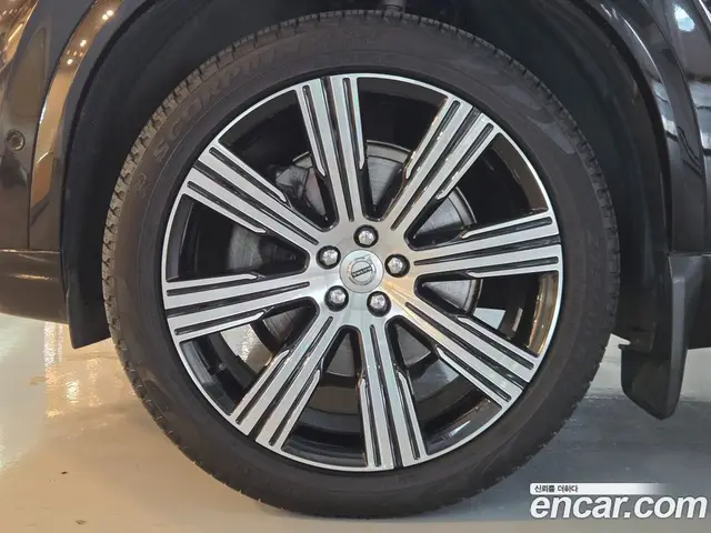 Volvo XC90 2021 2.0 автомат (гидро), миниатюра 5 Volvo XC90 2021 2.0 автомат (гидро), миниатюра 5