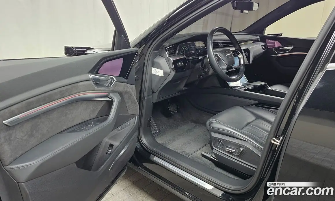Audi e-tron 2020 0.2 автомат (гидро), фото 13