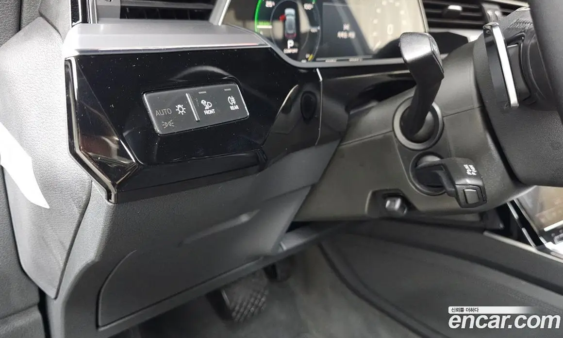 Audi e-tron 2020 0.2 автомат (гидро), фото 25