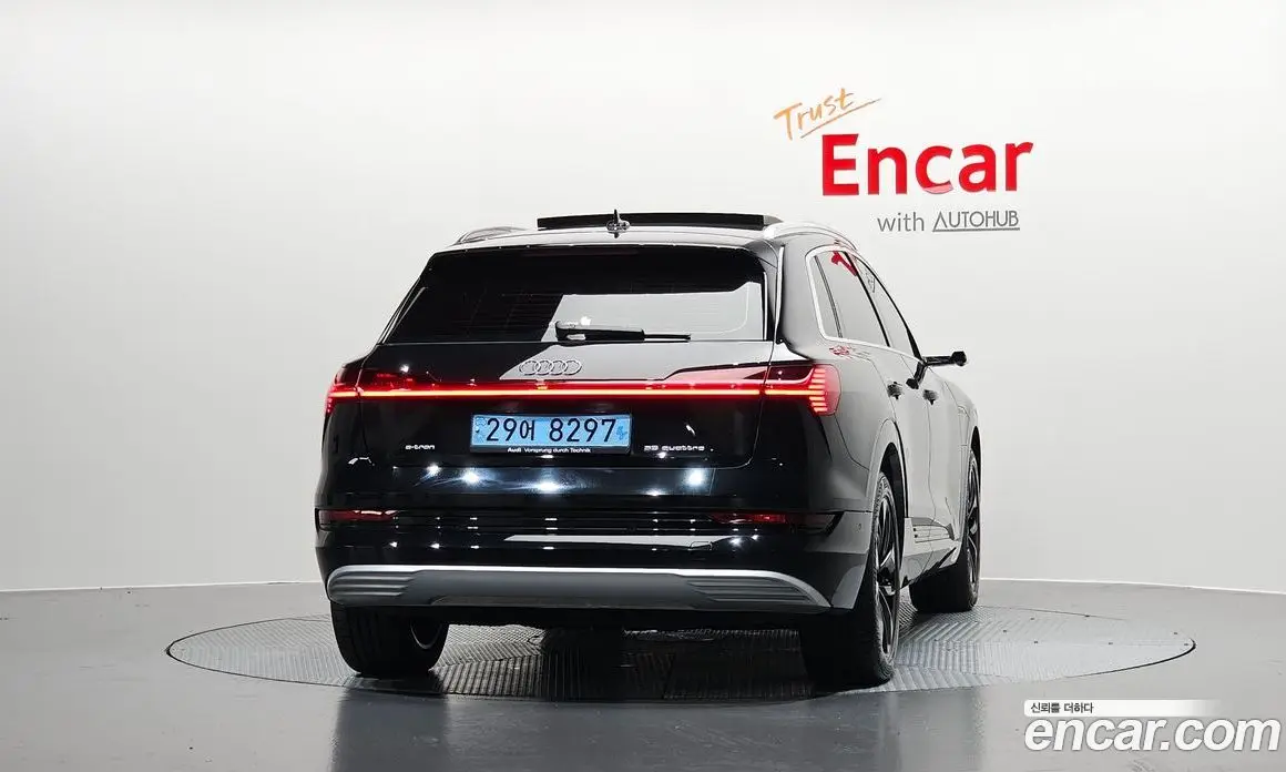 Audi e-tron 2020 0.2 автомат (гидро), фото 4