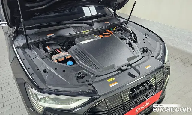 Audi e-tron 2020 0.2 автомат (гидро), миниатюра 6