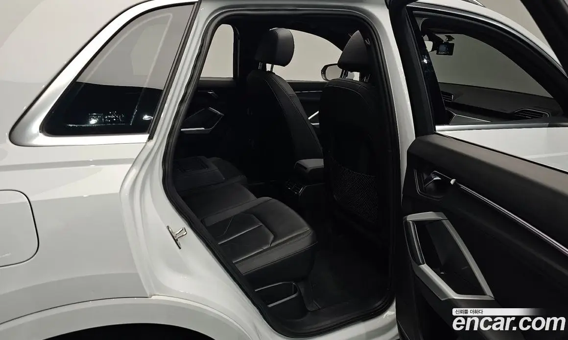 Audi Q3 2020 2.0 автомат (гидро), фото 17 Audi Q3 2020 2.0 автомат (гидро), фото 17