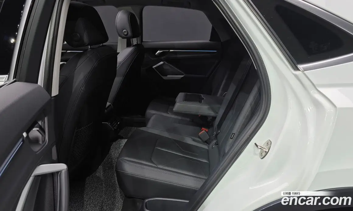 Audi Q3 2023 2.0 автомат (гидро), фото 15 Audi Q3 2023 2.0 автомат (гидро), фото 15