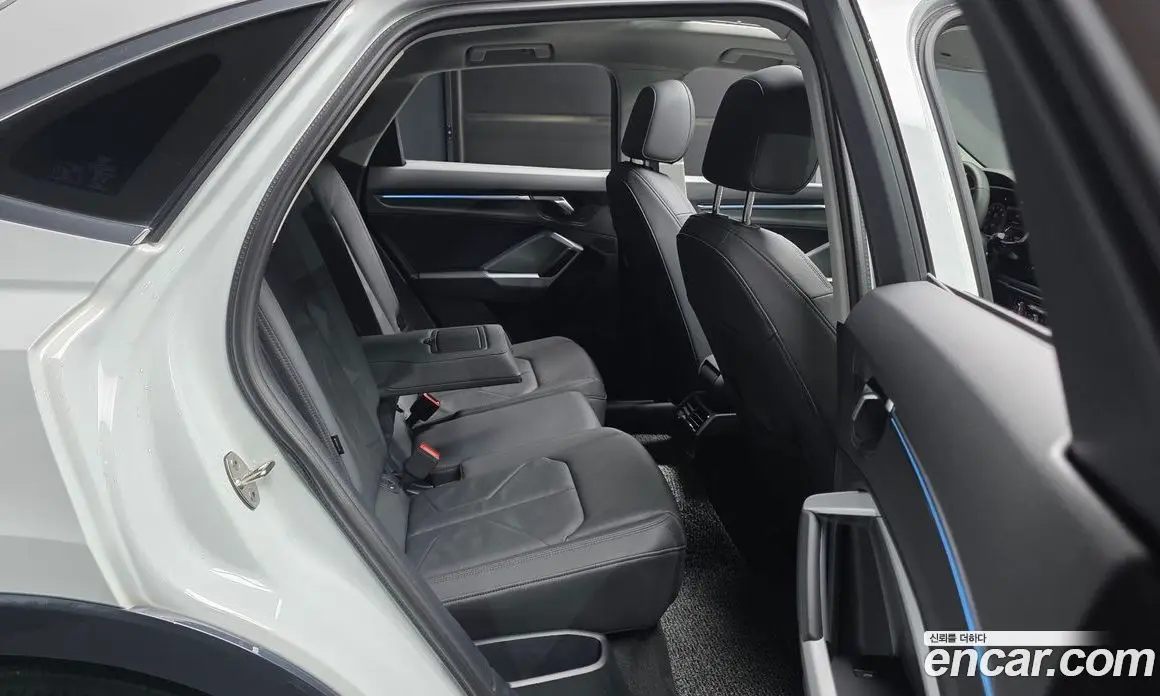Audi Q3 2023 2.0 автомат (гидро), фото 17 Audi Q3 2023 2.0 автомат (гидро), фото 17