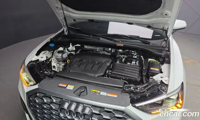 Audi Q3 2023 2.0 автомат (гидро), миниатюра 5 Audi Q3 2023 2.0 автомат (гидро), миниатюра 5