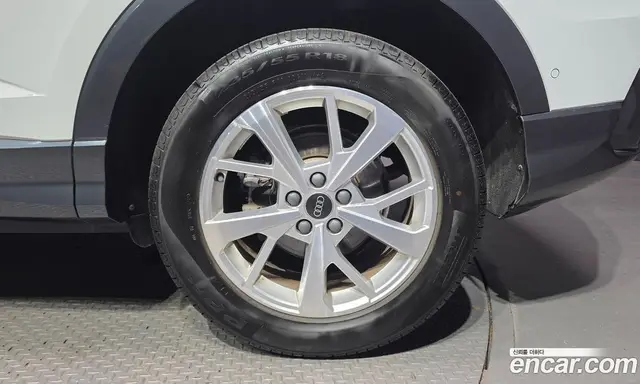 Audi Q3 2023 2.0 автомат (гидро), миниатюра 6 Audi Q3 2023 2.0 автомат (гидро), миниатюра 6
