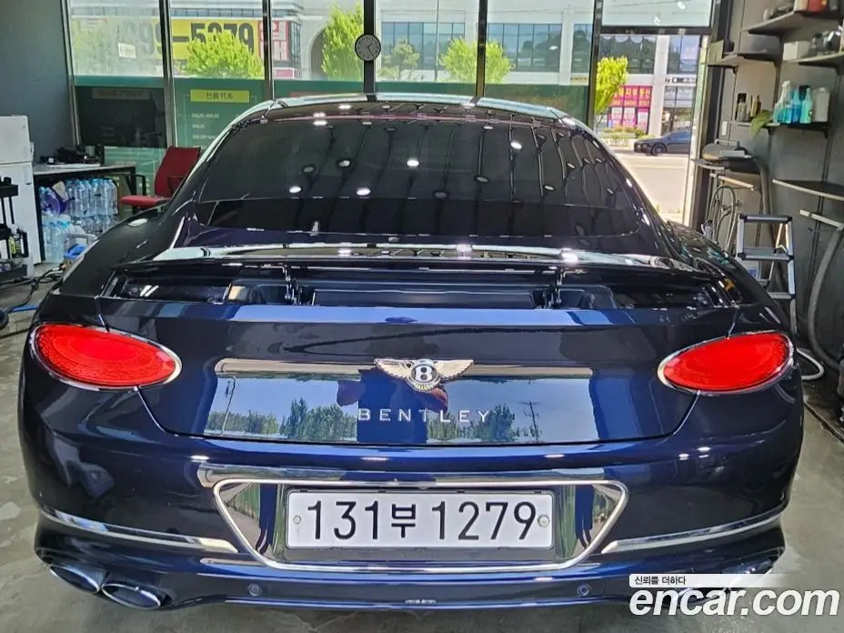 Bentley Continental 2022 4.0 автомат (гидро), фото 3