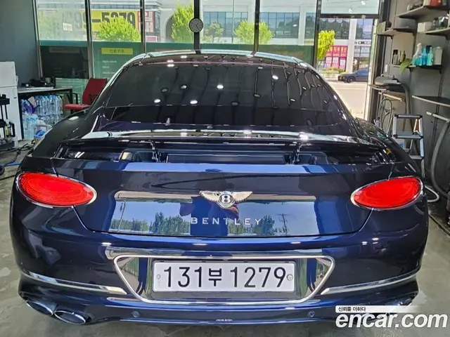 Bentley Continental 2022 4.0 автомат (гидро), миниатюра 3