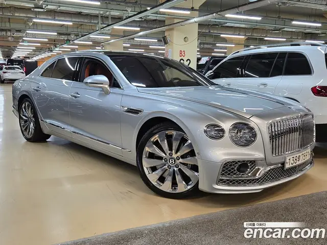 Bentley Flying Spur, 2021, 31 500 км Bentley Flying Spur, 2021, 31 500 км