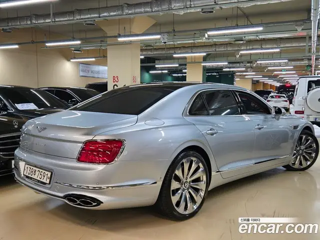 Bentley Flying Spur 2021 4.0 автомат (гидро), миниатюра 2 Bentley Flying Spur 2021 4.0 автомат (гидро), миниатюра 2