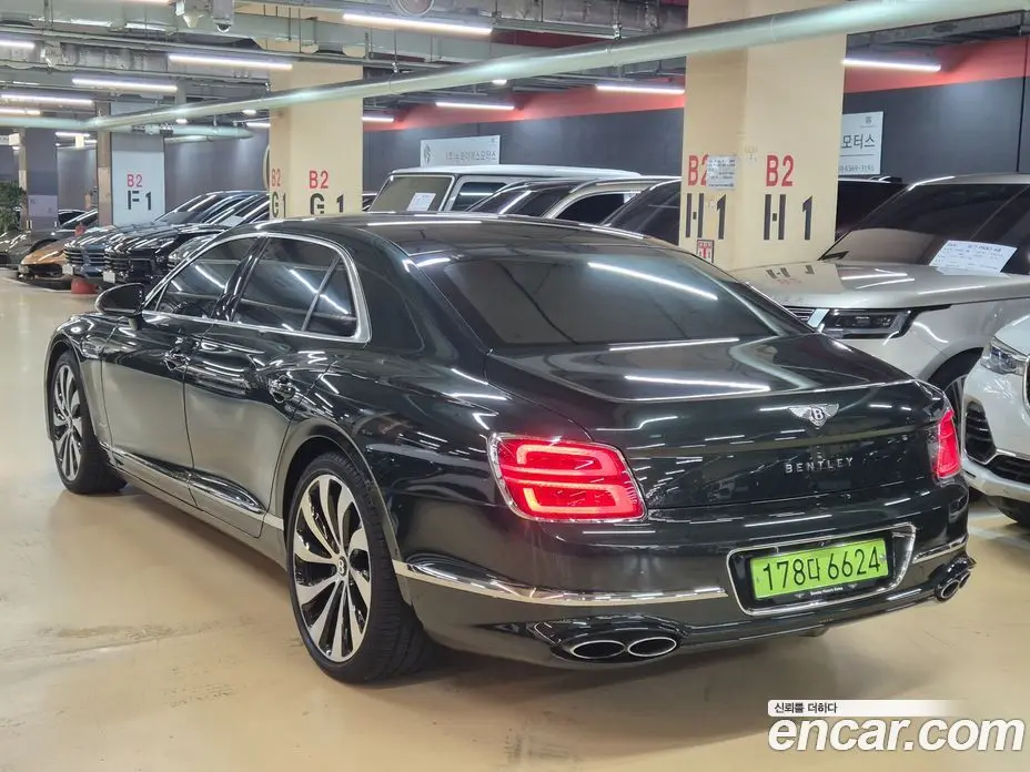 Bentley Flying Spur 2024 4.0 автомат (гидро), фото 3 Bentley Flying Spur 2024 4.0 автомат (гидро), фото 3