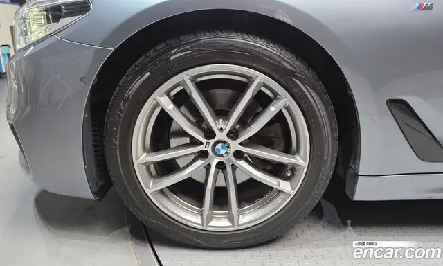 BMW 5 серия 2017 2.0 автомат (гидро), миниатюра 5 BMW 5 серия 2017 2.0 автомат (гидро), миниатюра 5