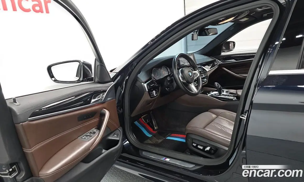 BMW 5 серия 2018 2.0 автомат (гидро), фото 13