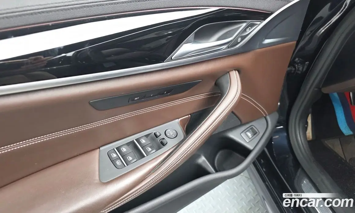 BMW 5 серия 2018 2.0 автомат (гидро), фото 27