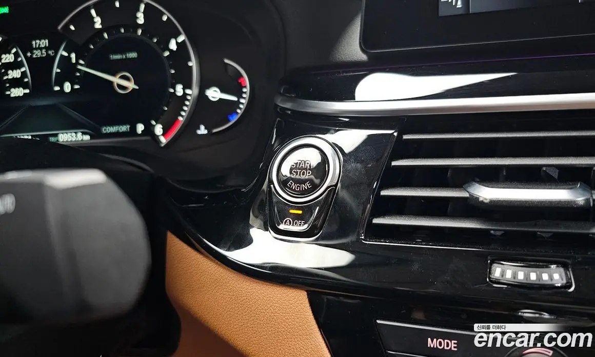 BMW 5 серия 2018 2.0 автомат (гидро), фото 17
