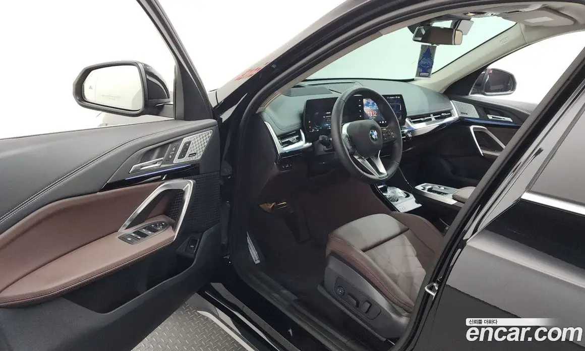 BMW X1 2025 2.0 автомат (гидро), фото 13 BMW X1 2025 2.0 автомат (гидро), фото 13