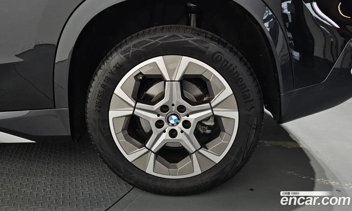 BMW X1 2025 2.0 автомат (гидро), фото 6 BMW X1 2025 2.0 автомат (гидро), фото 6