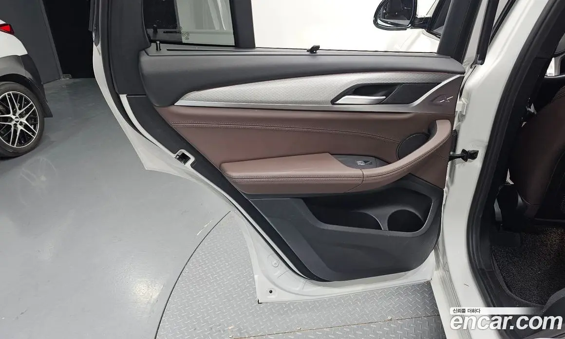 BMW X3 2021 2.0 автомат (гидро), фото 14