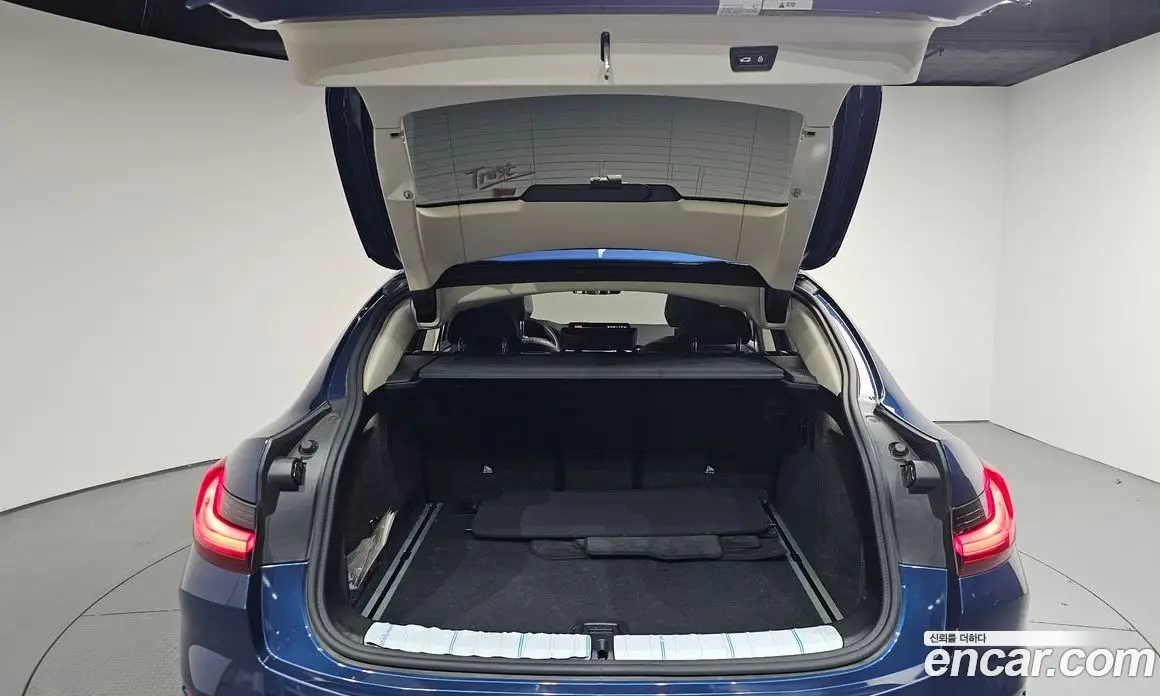 BMW X4 2023 2.0 автомат (гидро), фото 20 BMW X4 2023 2.0 автомат (гидро), фото 20