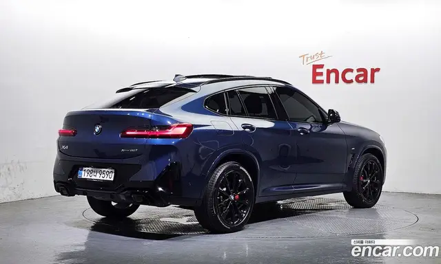 BMW X4 2025 2.0 автомат (гидро), миниатюра 2