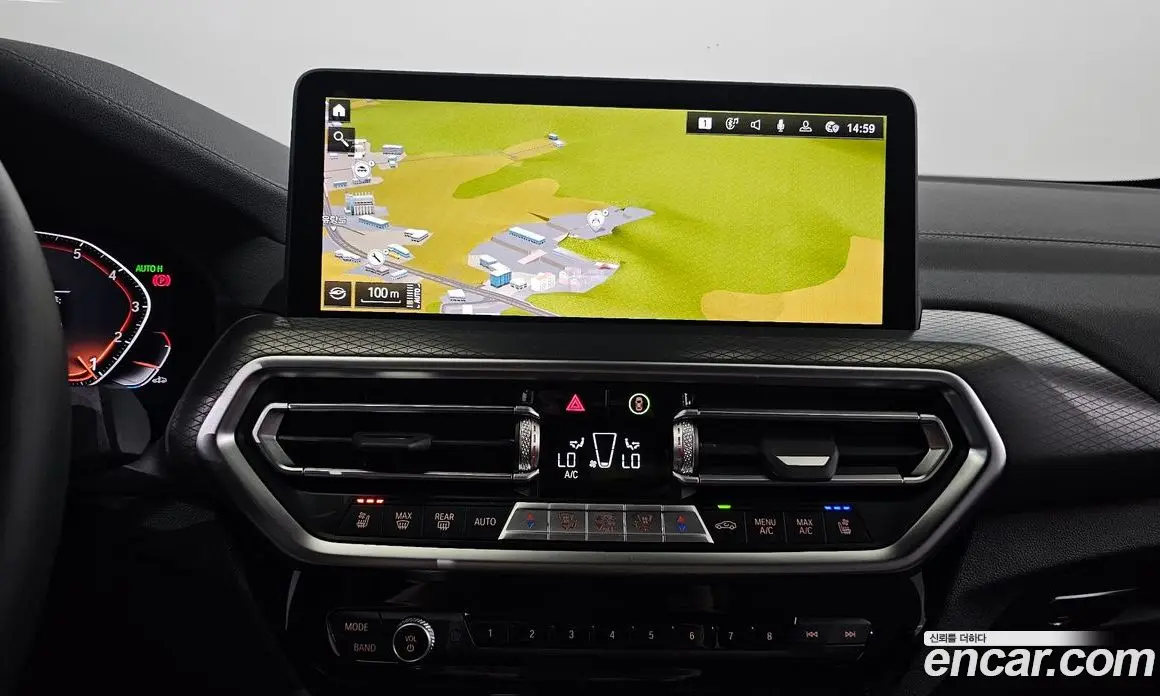 BMW X4 2025 2.0 автомат (гидро), фото 15