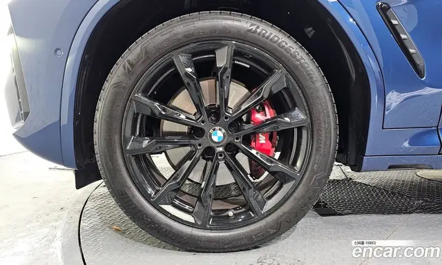 BMW X4 2025 2.0 автомат (гидро), миниатюра 5