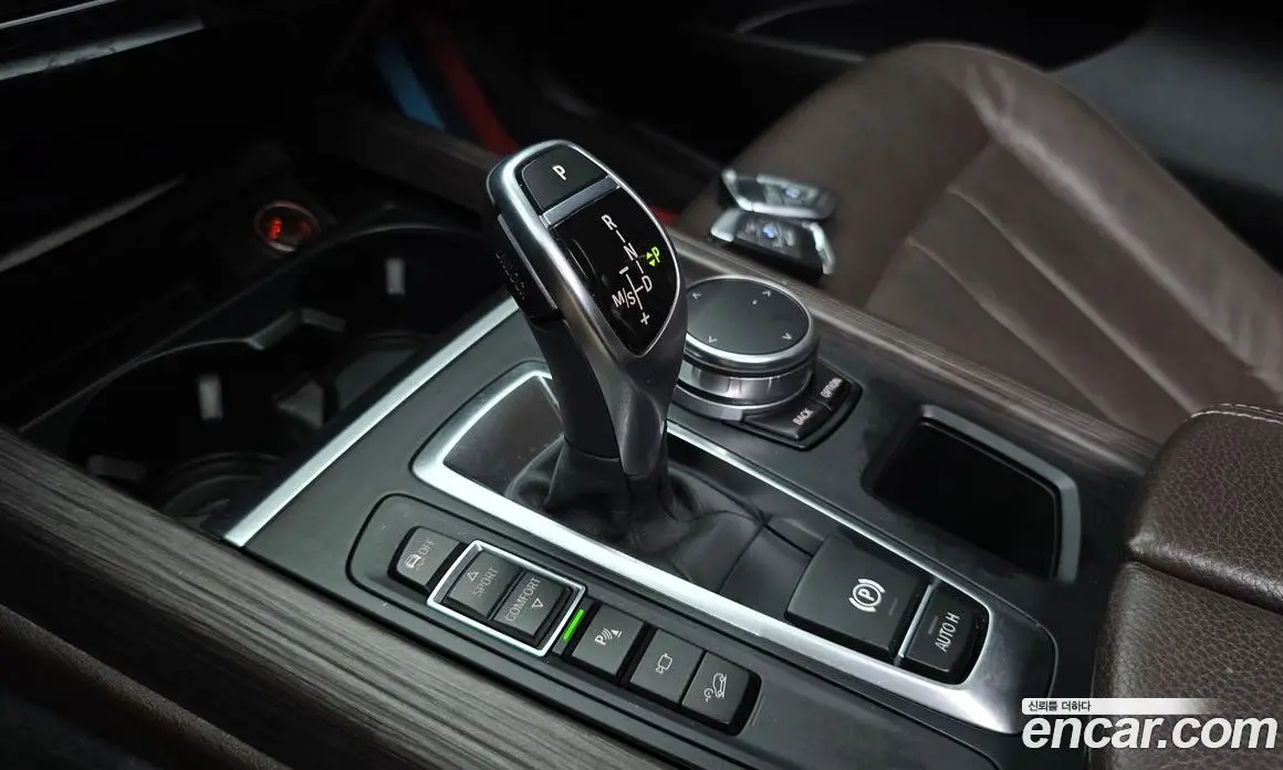 BMW X5 2017 3.0 автомат (гидро), фото 12