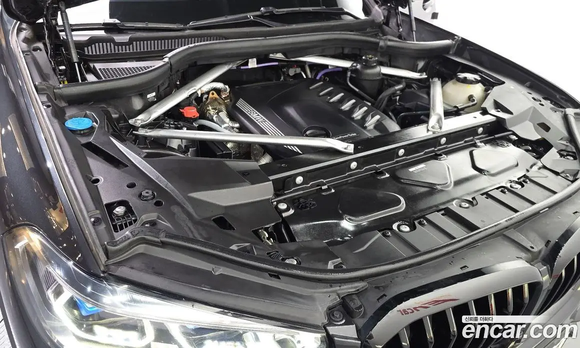 BMW X5 2023 3.0 автомат (гидро), фото 6
