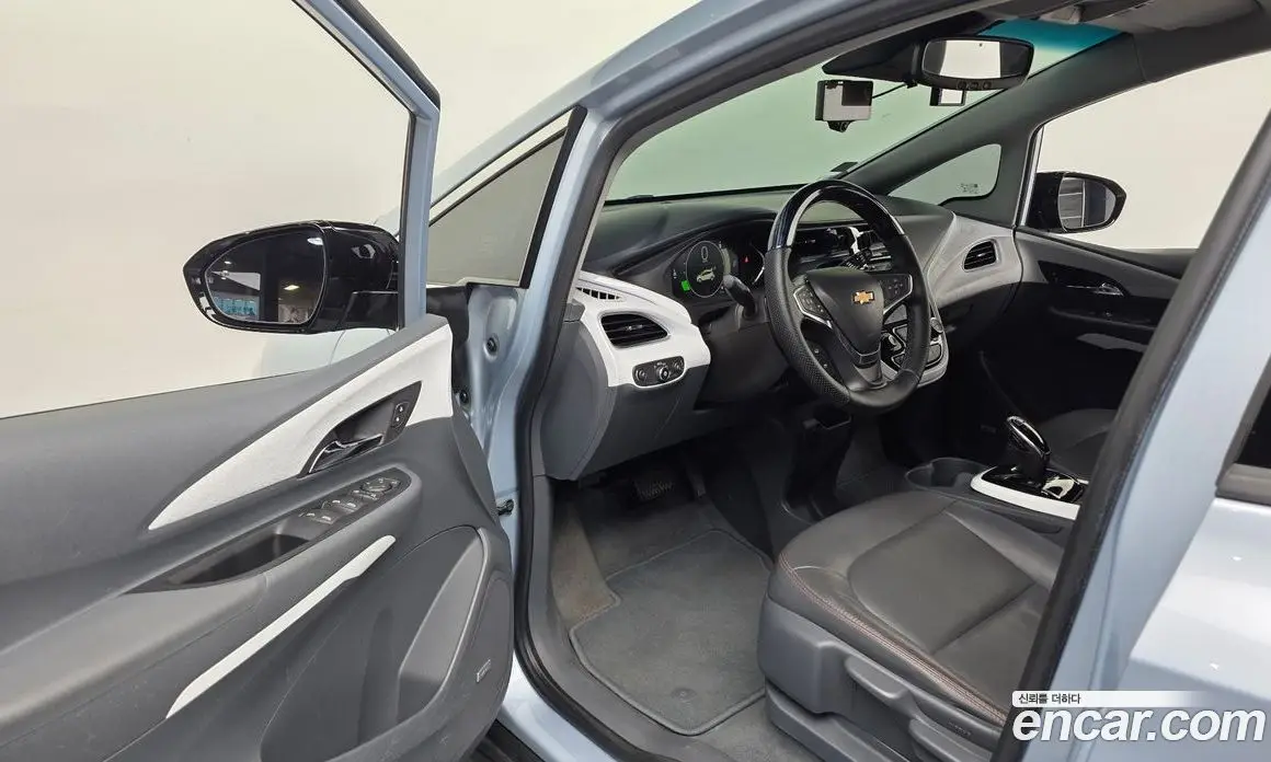 Chevrolet Bolt EV 2018 0.2 автомат (гидро), фото 13 Chevrolet Bolt EV 2018 0.2 автомат (гидро), фото 13