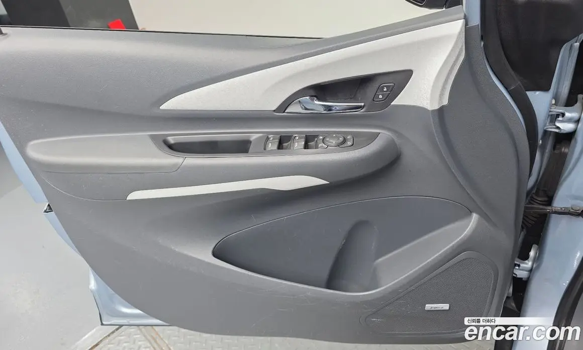 Chevrolet Bolt EV 2018 0.2 автомат (гидро), фото 14 Chevrolet Bolt EV 2018 0.2 автомат (гидро), фото 14