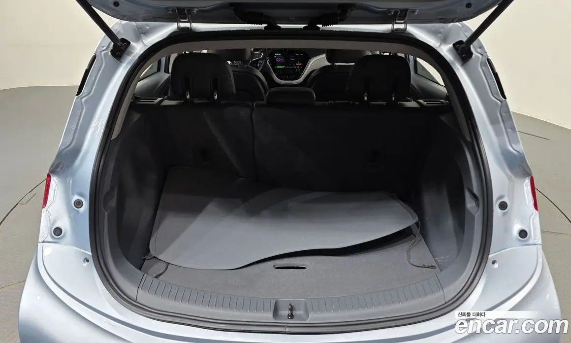 Chevrolet Bolt EV 2018 0.2 автомат (гидро), фото 35 Chevrolet Bolt EV 2018 0.2 автомат (гидро), фото 35