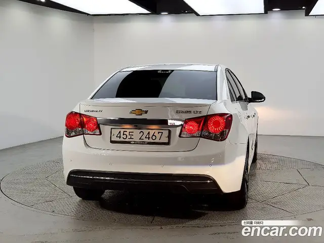 Chevrolet Cruze 2012 1.8 автомат (гидро), миниатюра 3