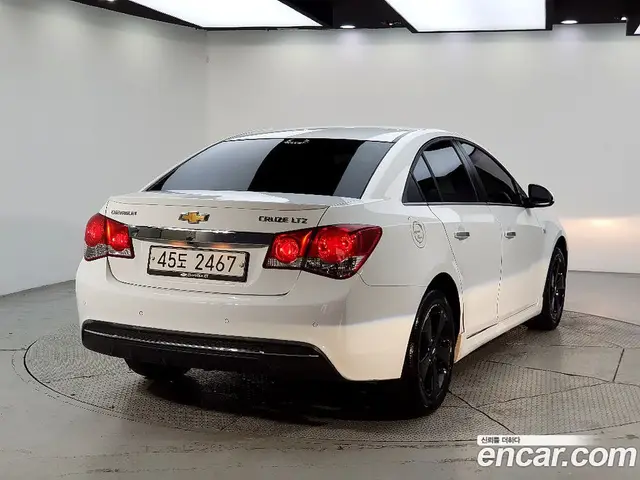 Chevrolet Cruze 2012 1.8 автомат (гидро), миниатюра 4