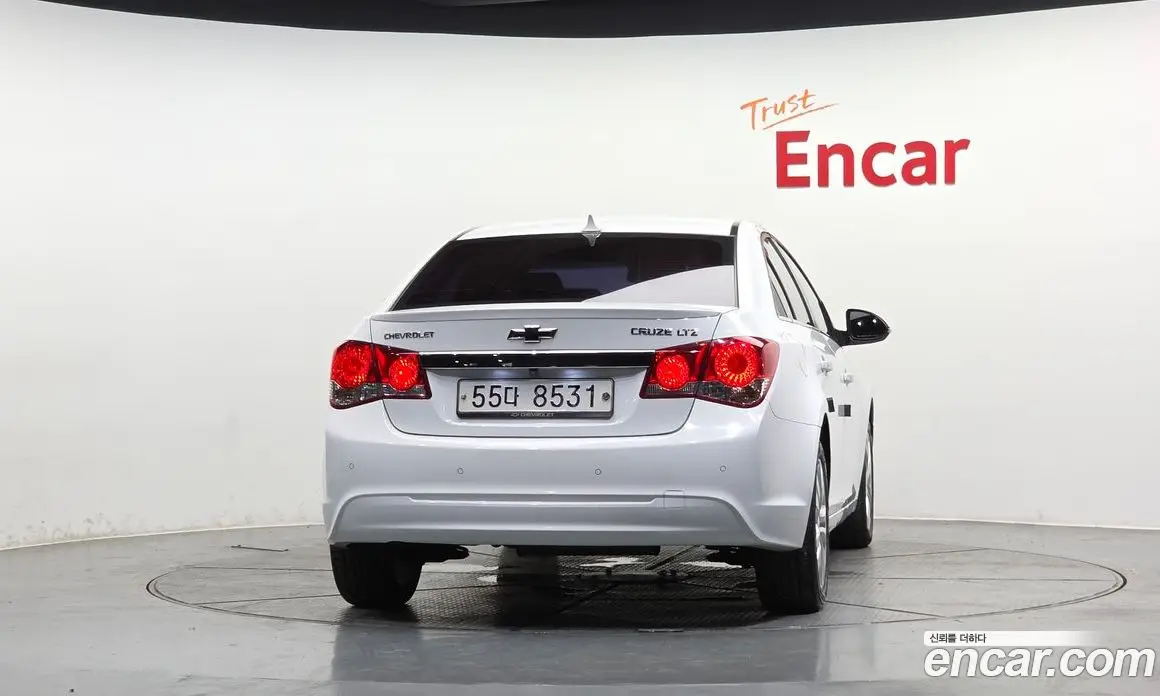 Chevrolet Cruze 2014 1.8 автомат (гидро), фото 4 Chevrolet Cruze 2014 1.8 автомат (гидро), фото 4