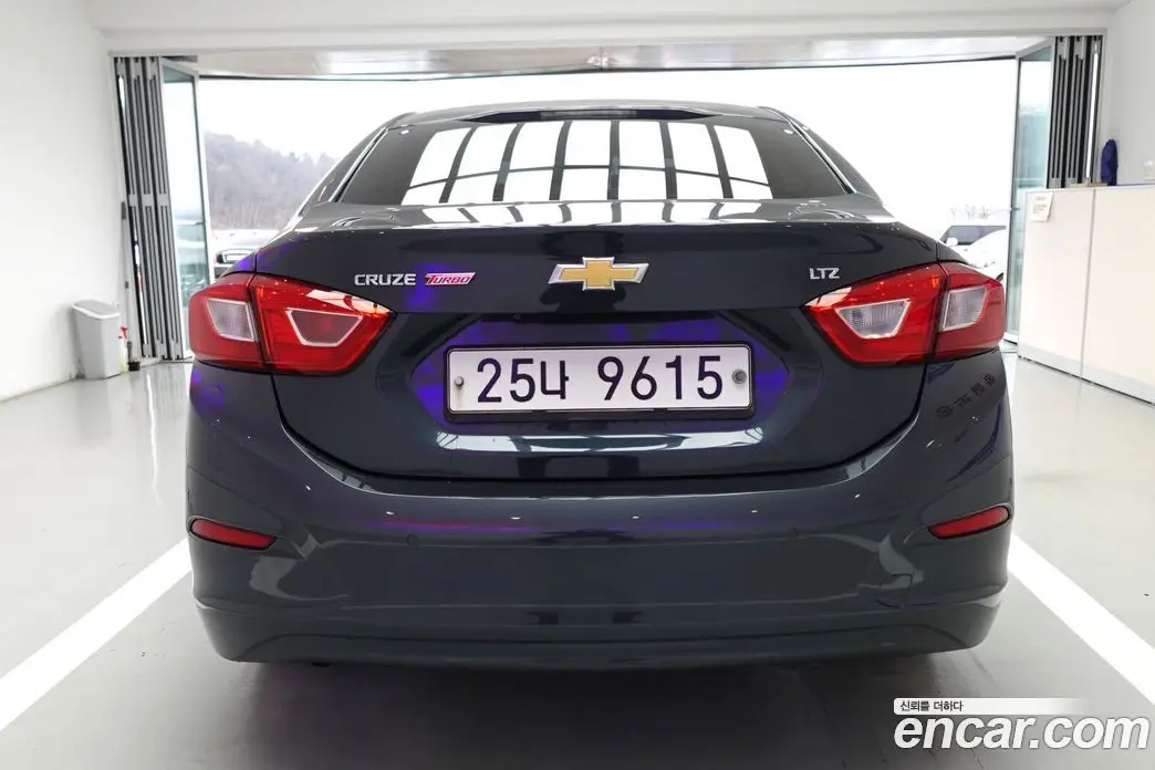 Chevrolet Cruze 2017 1.4 автомат (гидро), фото 4 Chevrolet Cruze 2017 1.4 автомат (гидро), фото 4