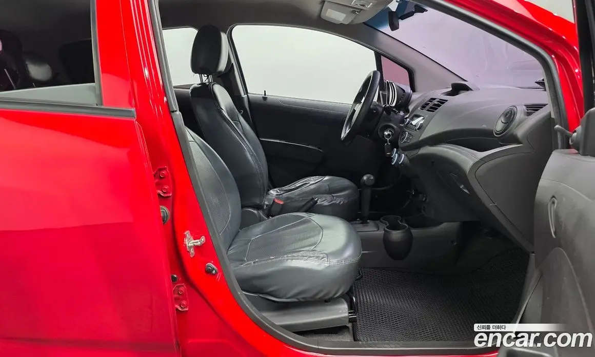 Chevrolet Spark 2014 1.0 автомат (гидро), фото 16 Chevrolet Spark 2014 1.0 автомат (гидро), фото 16