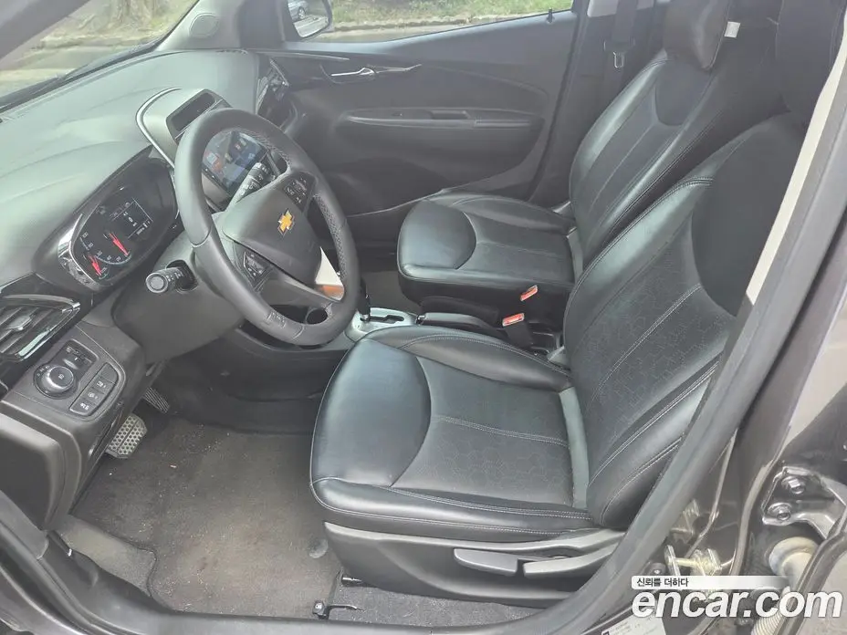 Chevrolet Spark 2015 1.0 автомат (гидро), фото 16