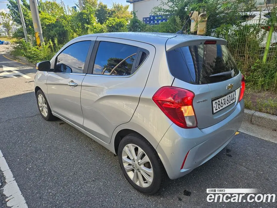 Chevrolet Spark 2017 1.0 автомат (гидро), фото 11
