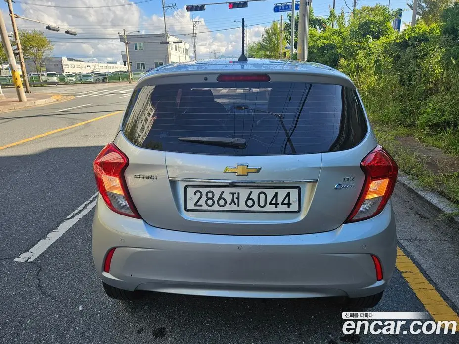 Chevrolet Spark 2017 1.0 автомат (гидро), фото 5
