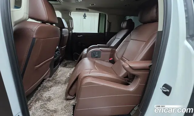Chevrolet Surburban 2017 5.3 автомат (гидро), миниатюра 12