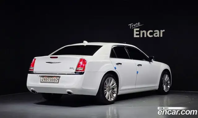 Chrysler 300C 2011 3.6 автомат (гидро), миниатюра 2 Chrysler 300C 2011 3.6 автомат (гидро), миниатюра 2