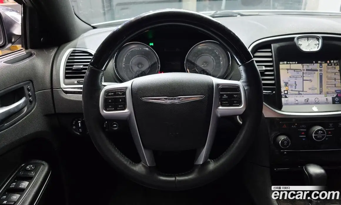 Chrysler 300C 2011 3.6 автомат (гидро), фото 15 Chrysler 300C 2011 3.6 автомат (гидро), фото 15